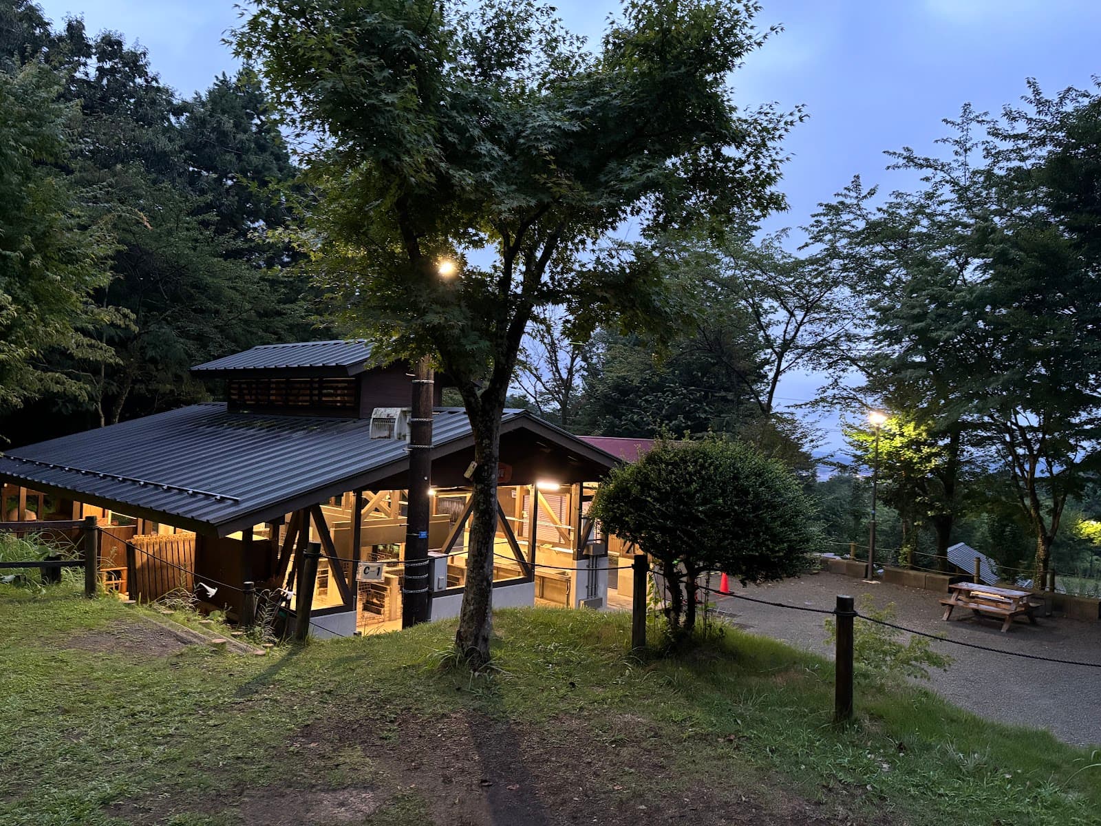 秦野市 表丹沢野外活動センター