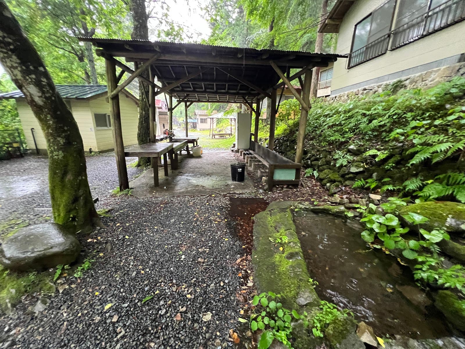 FARMER’S WOOD CABIN OKUAKI CAMP