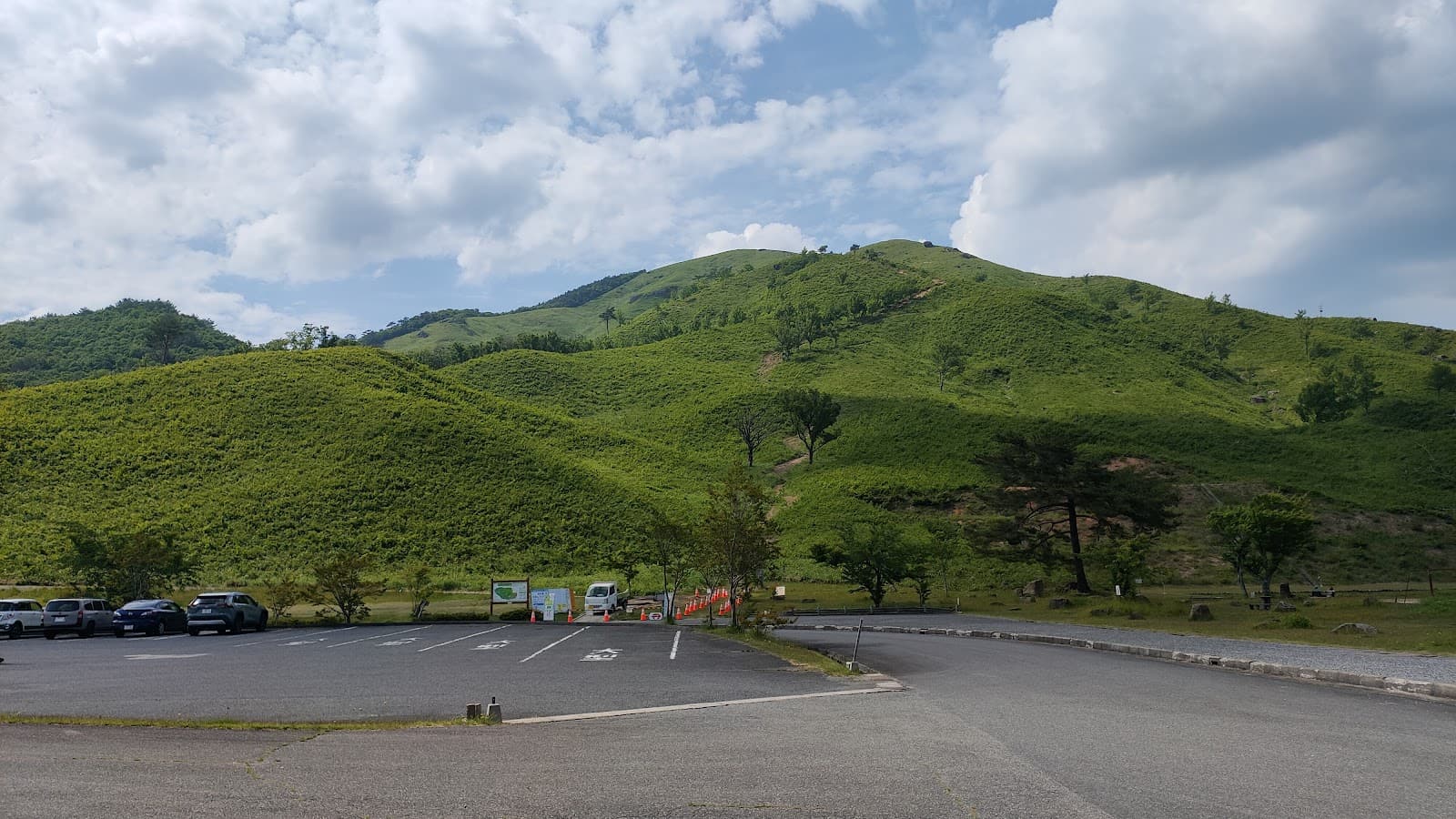 Akioota Machi Jinnyuu Yama Guriinshawaa Kanritou