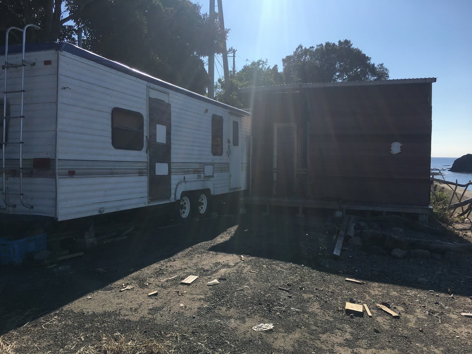 MARINE-Qキャンプサイト【完全プライベート】トレーラーハウス、ジャグジー、洋式水洗トイレ、100V電源付きのプラン詳細