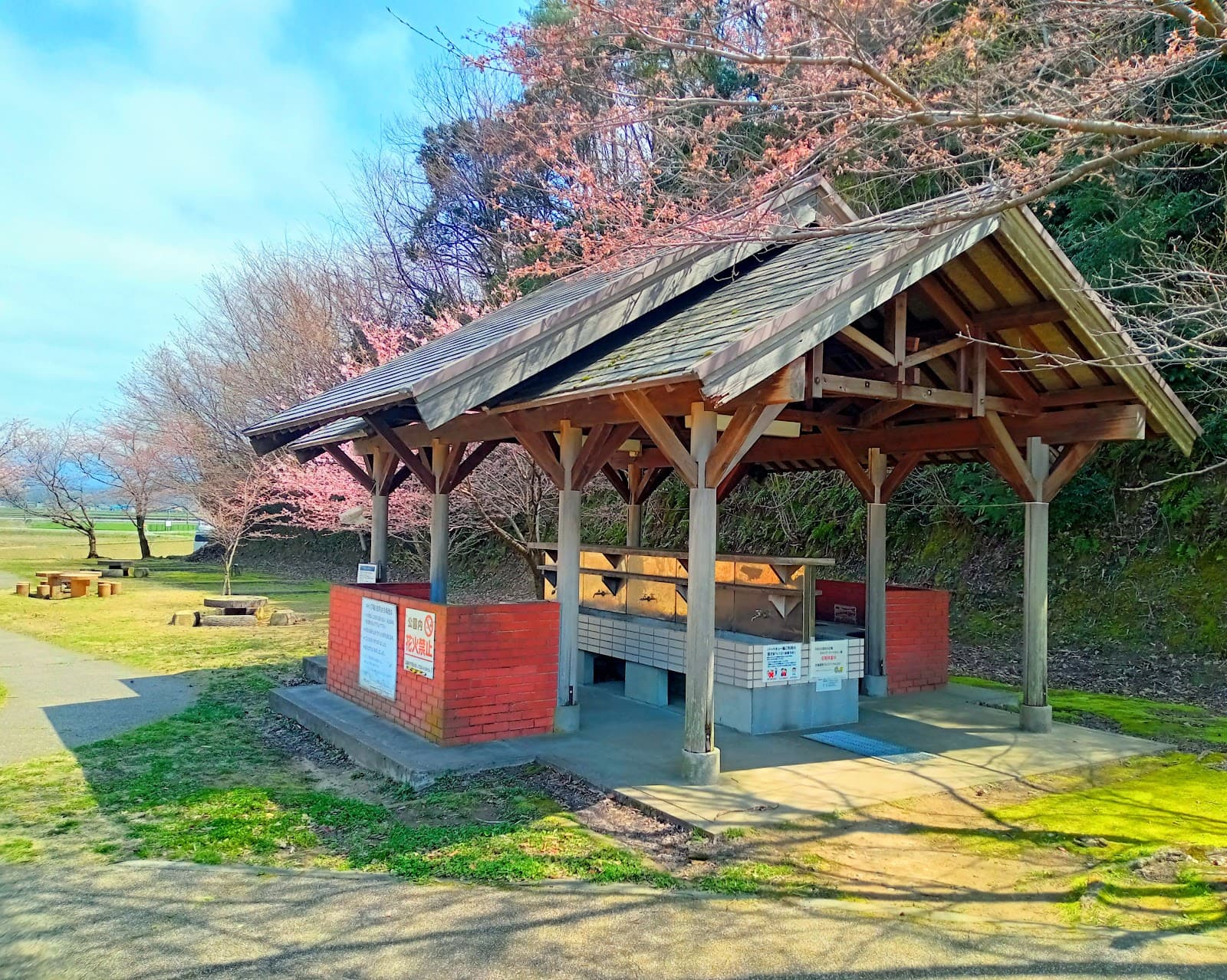 ふるさと歴史の広場キャンプ場