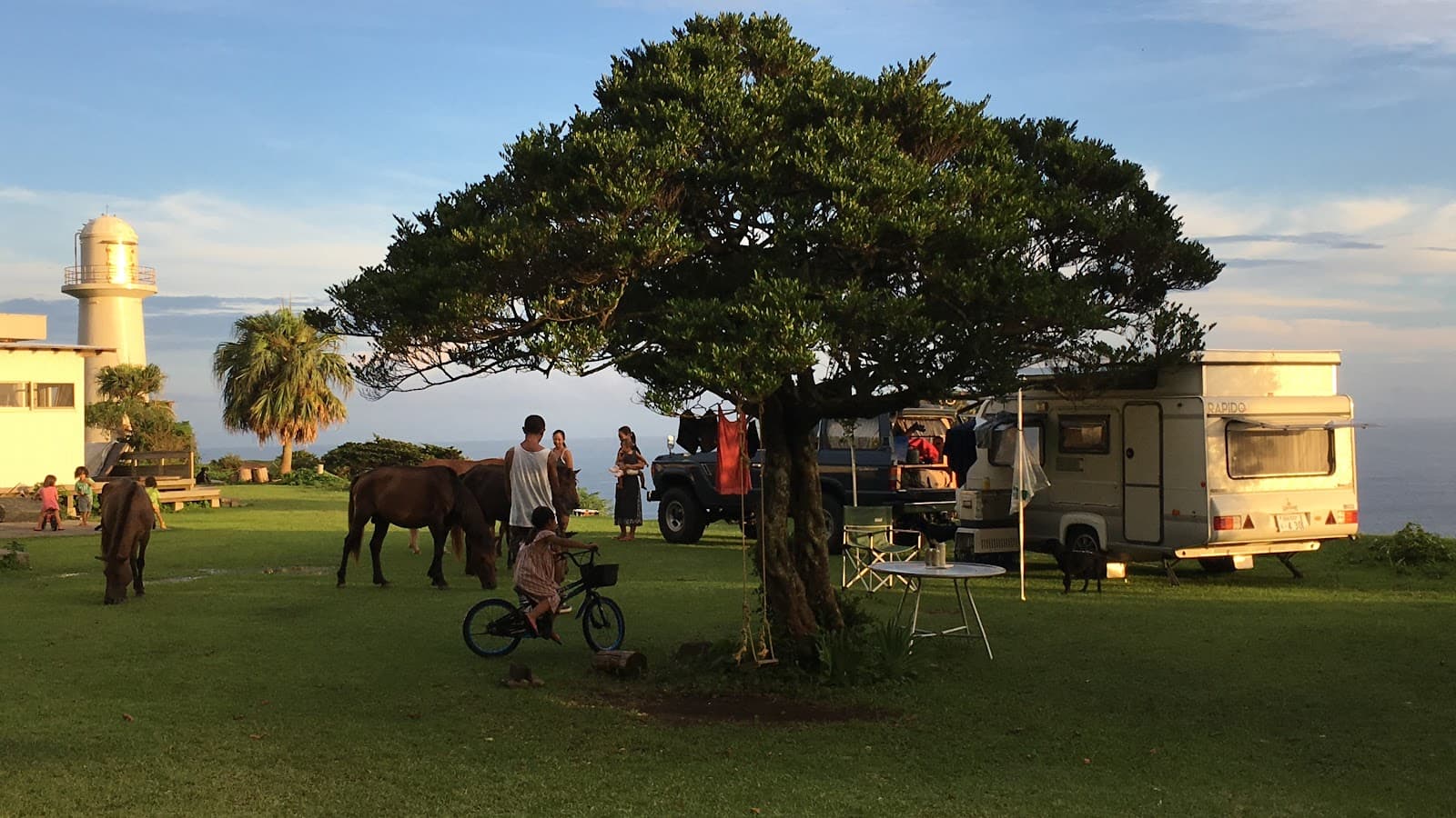都井岬南灯台キャンプ場