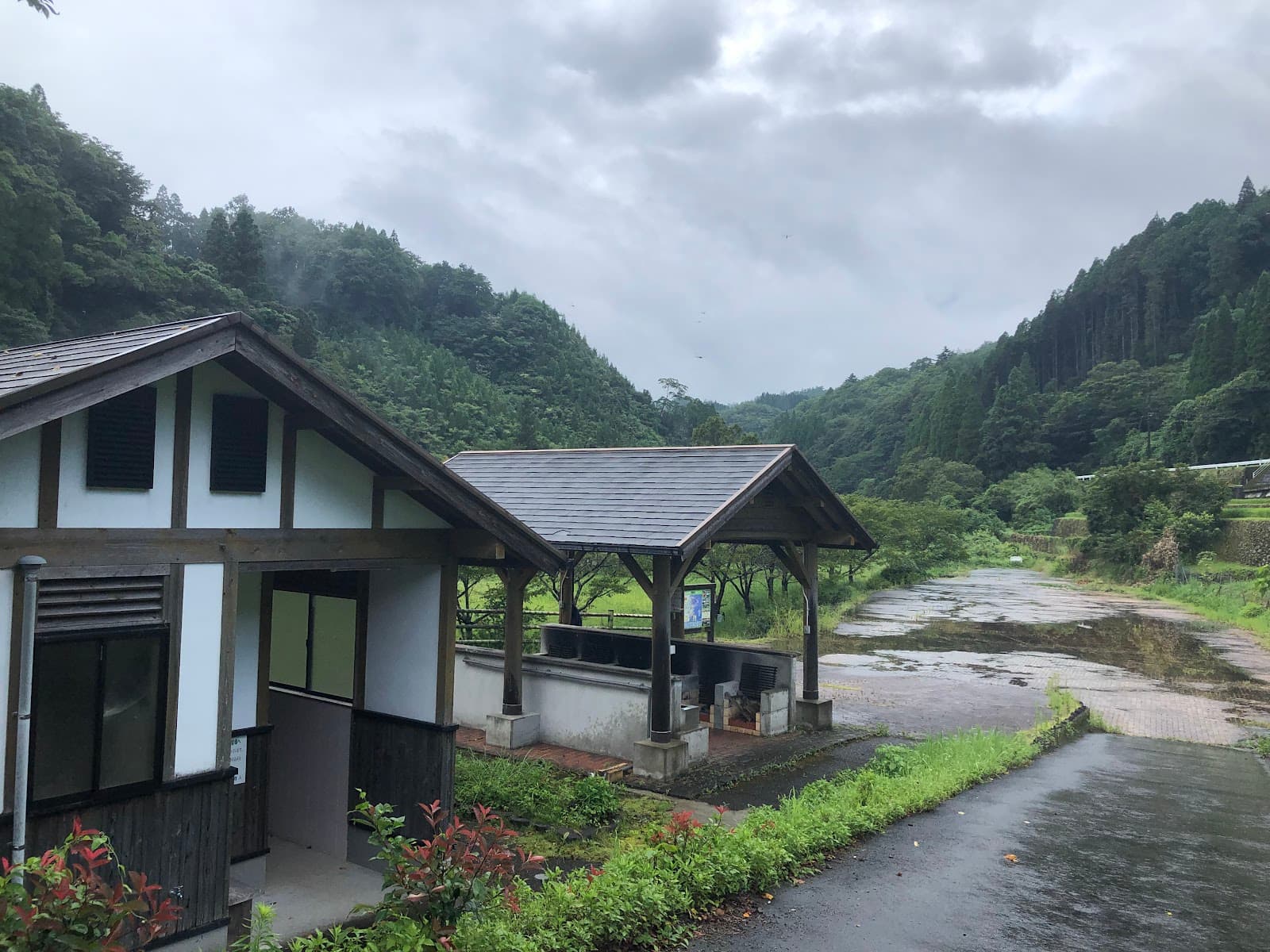 中岳キャンプ場