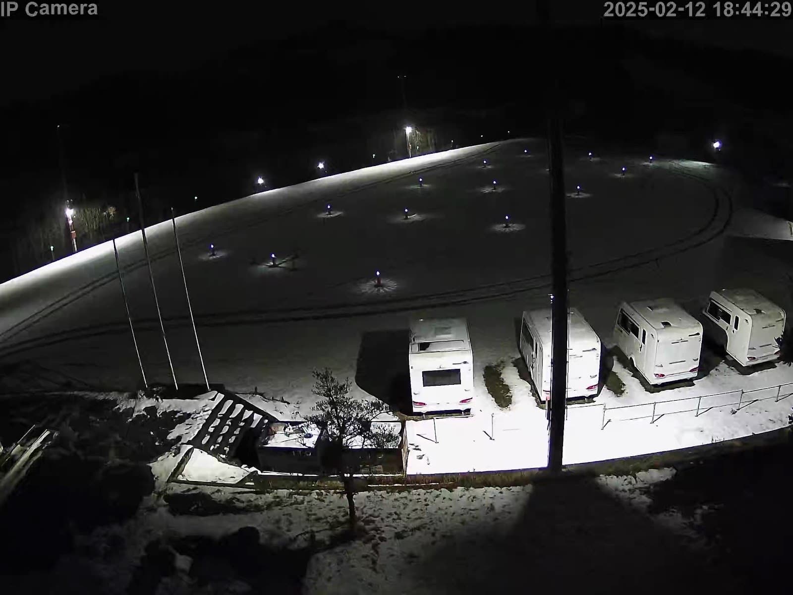 RVパーク旧山内小学校