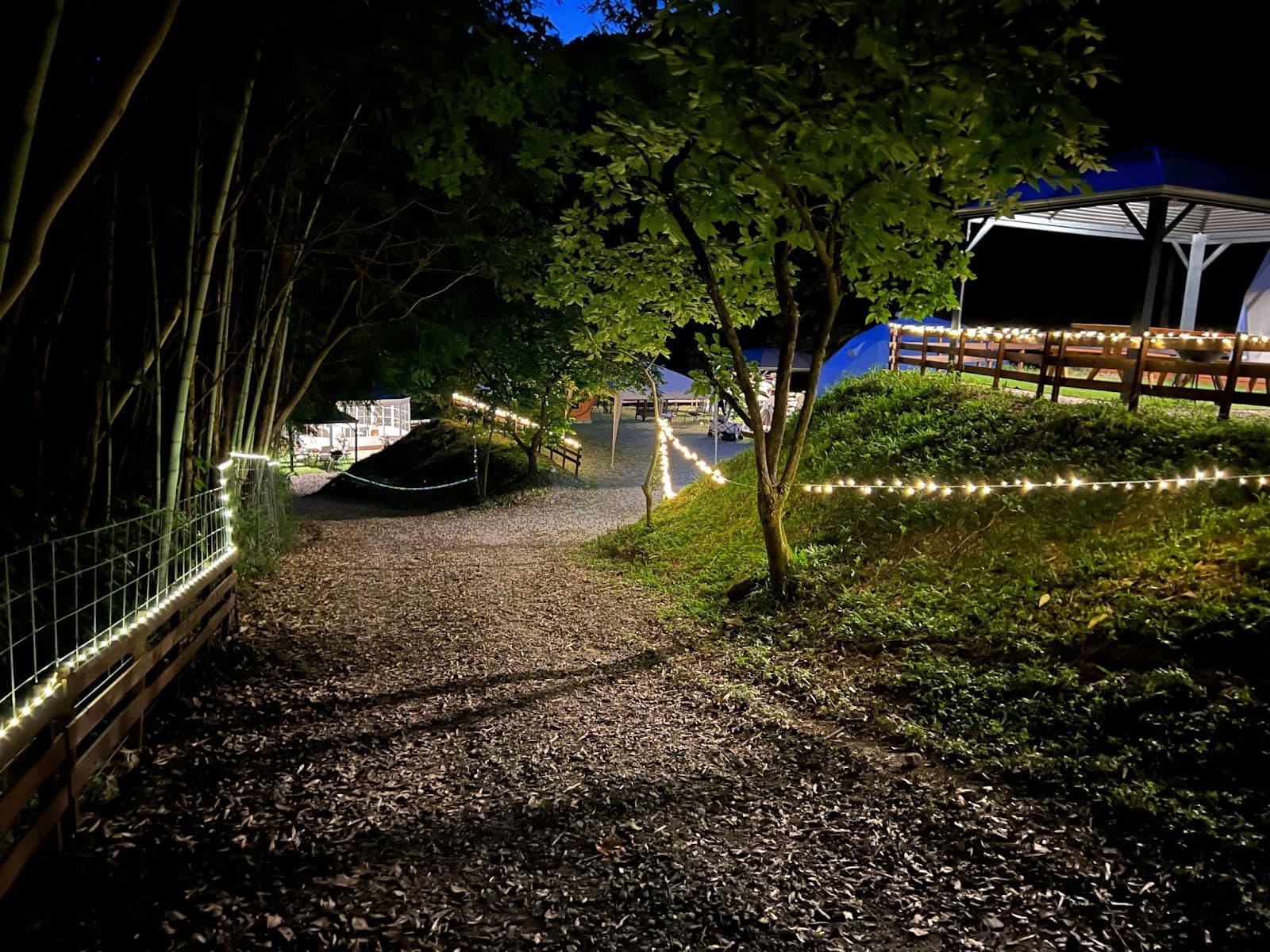 グランピング山中城麓