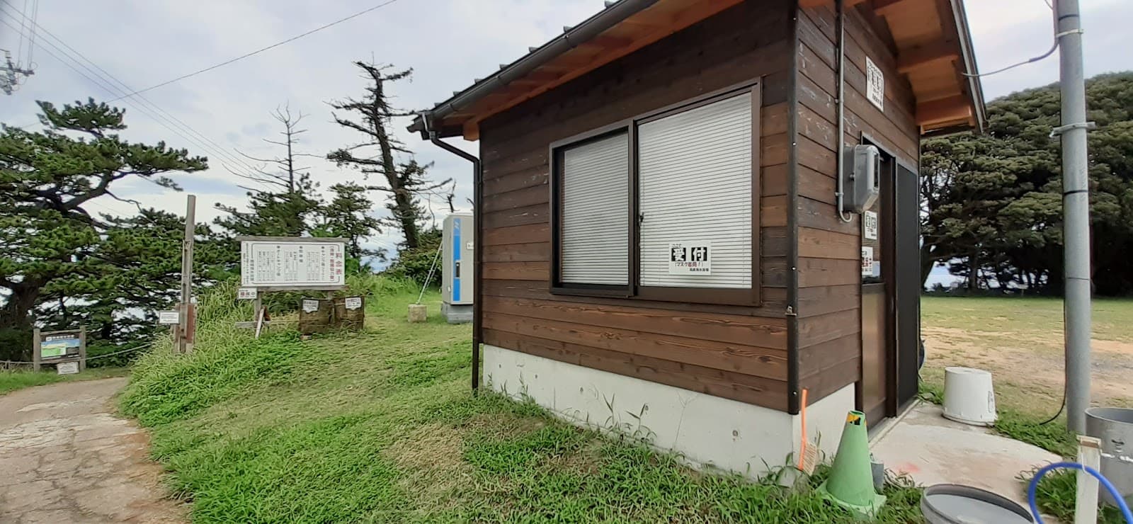 高嶋キャンプ場＞フリースペース（砂浜フリーキャンプ場）