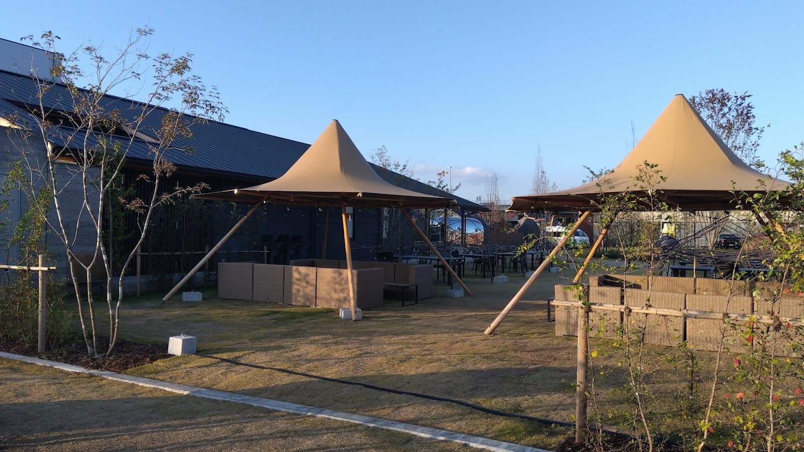 WEINS PARK 海老名