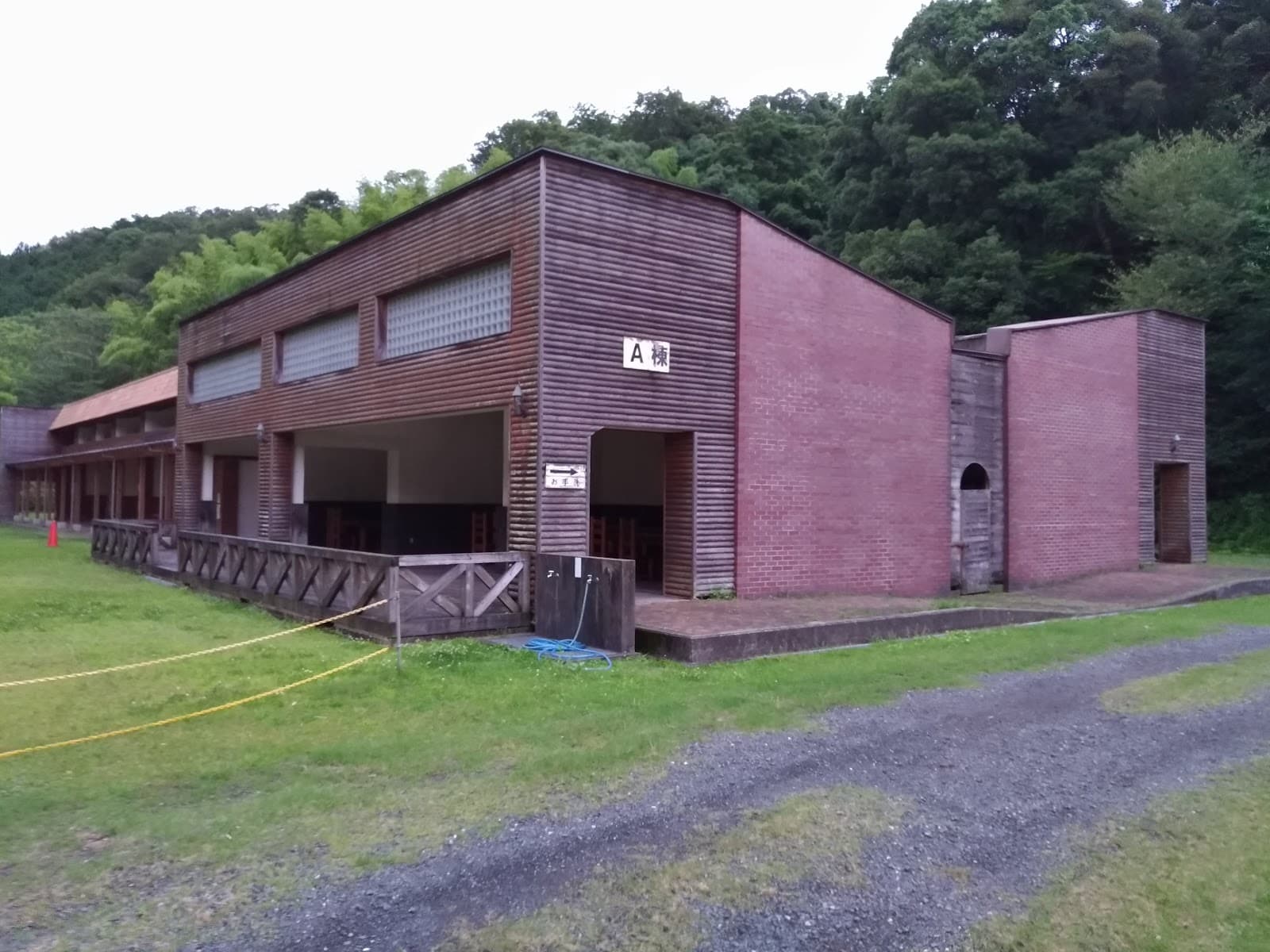 青葉山ろく公園 キャンプ場 A棟