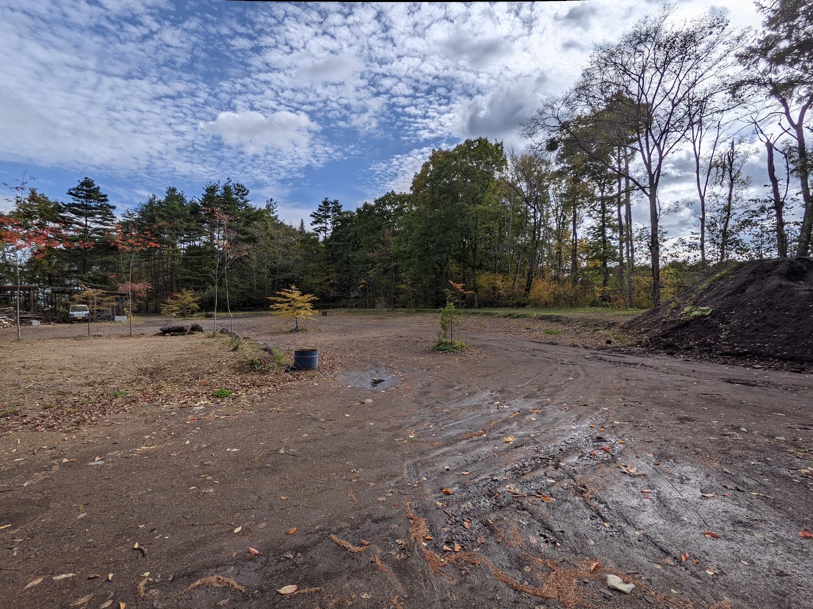 百年小屋キャンプ場プライベート芝サイト