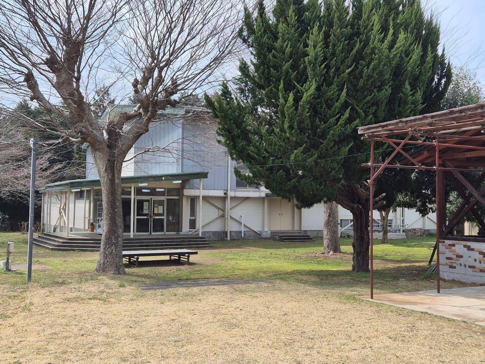 伊豆の国市役所 野外活動センター