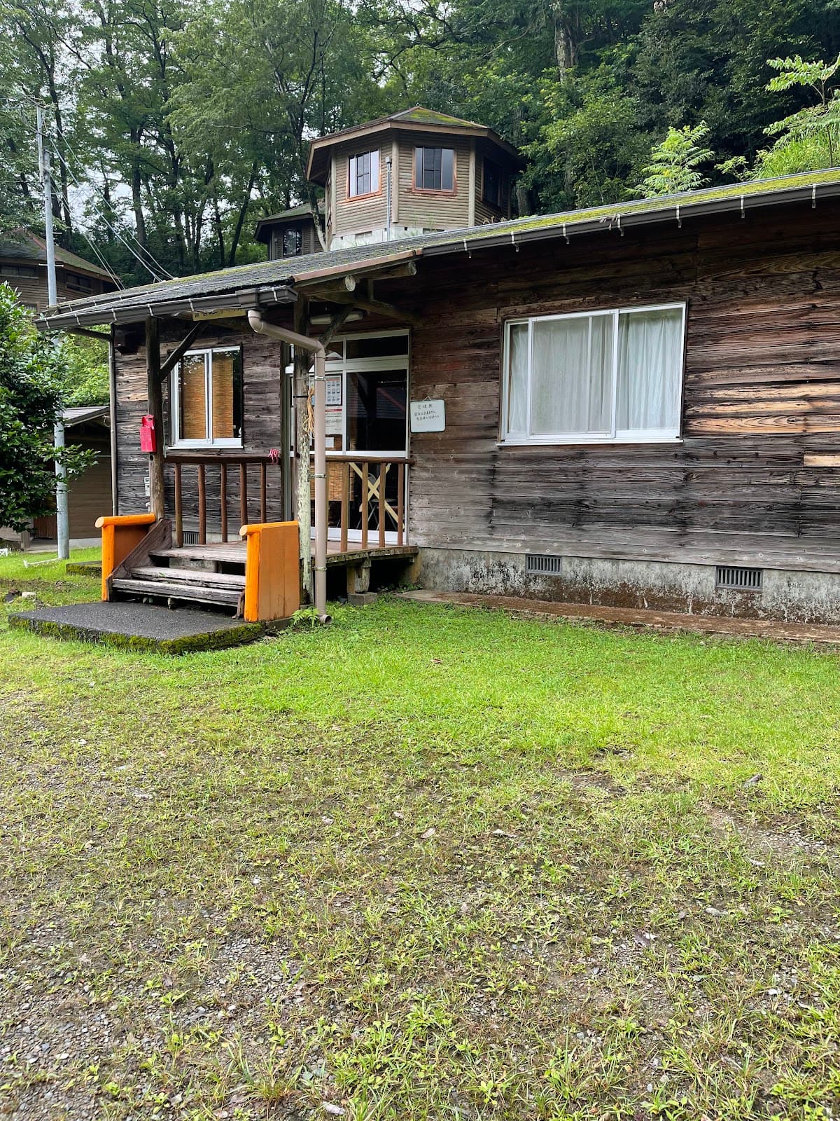 祝子川キャンプ場・コテージ大崩