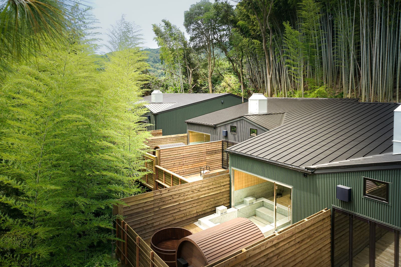 THE BASE GLAMPING ATAMI PREMIER 熱海グランピング