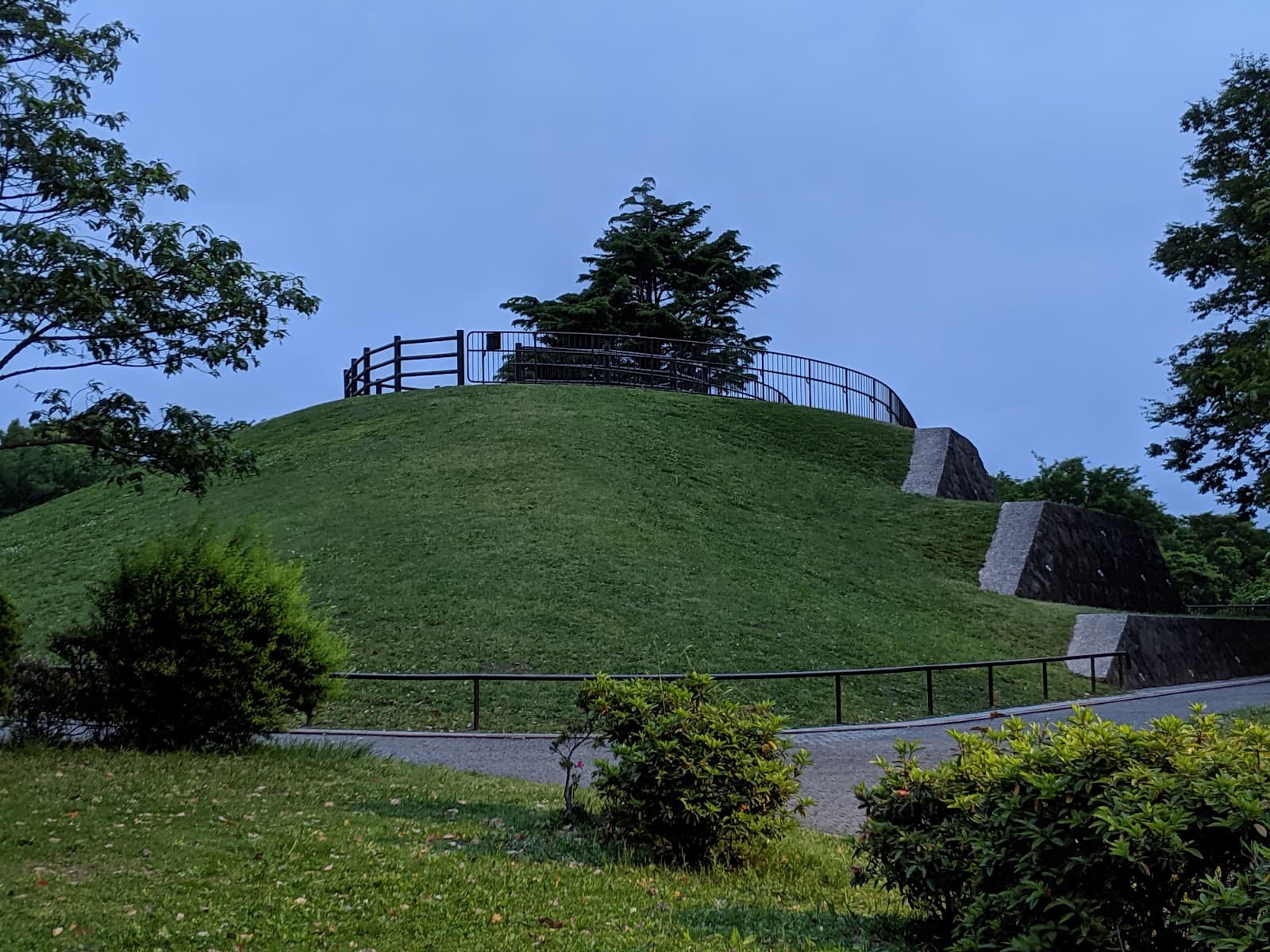山頂公園 バーベキュー 団体キャンプ