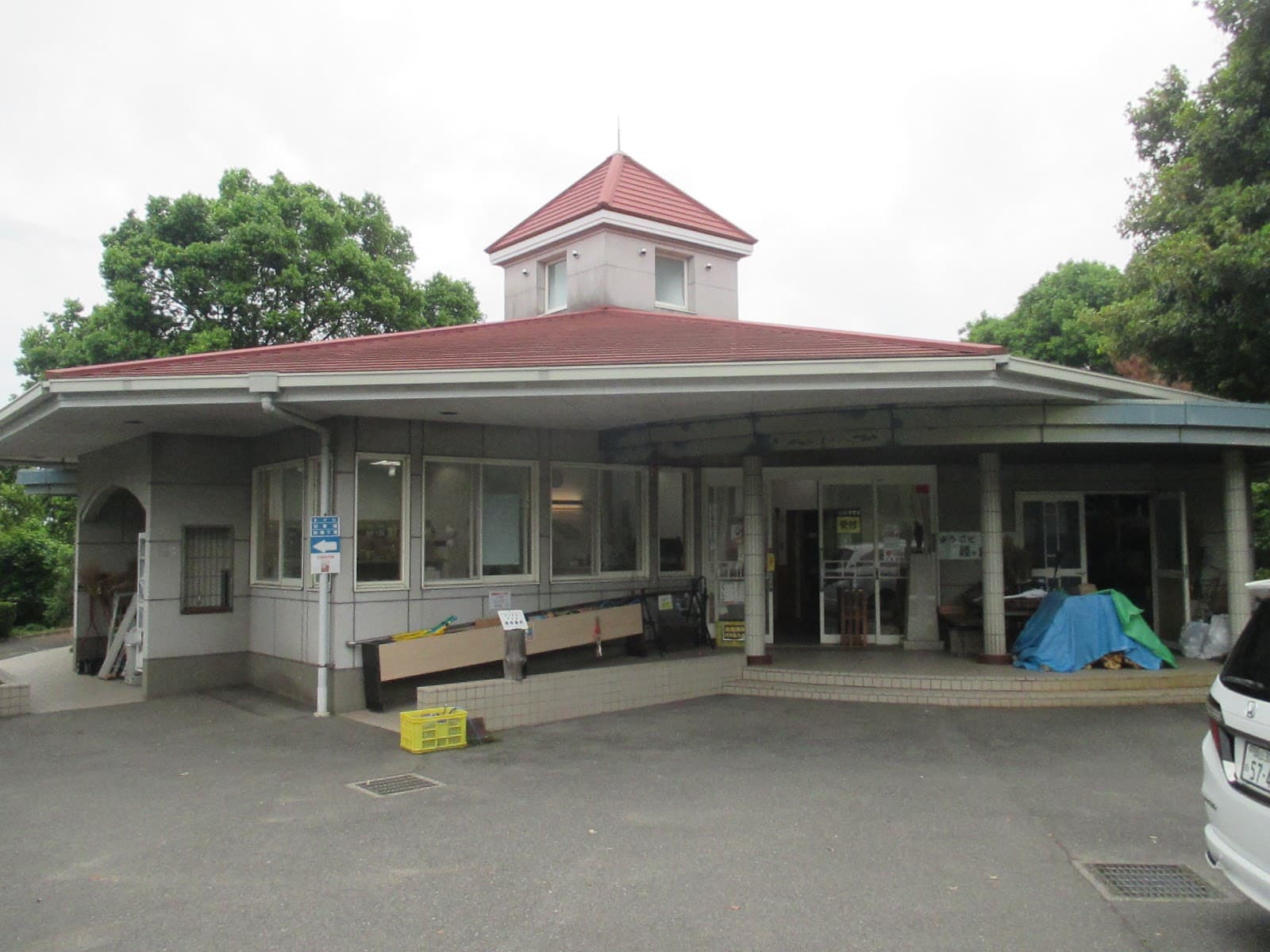 クラブハウス（管理棟）