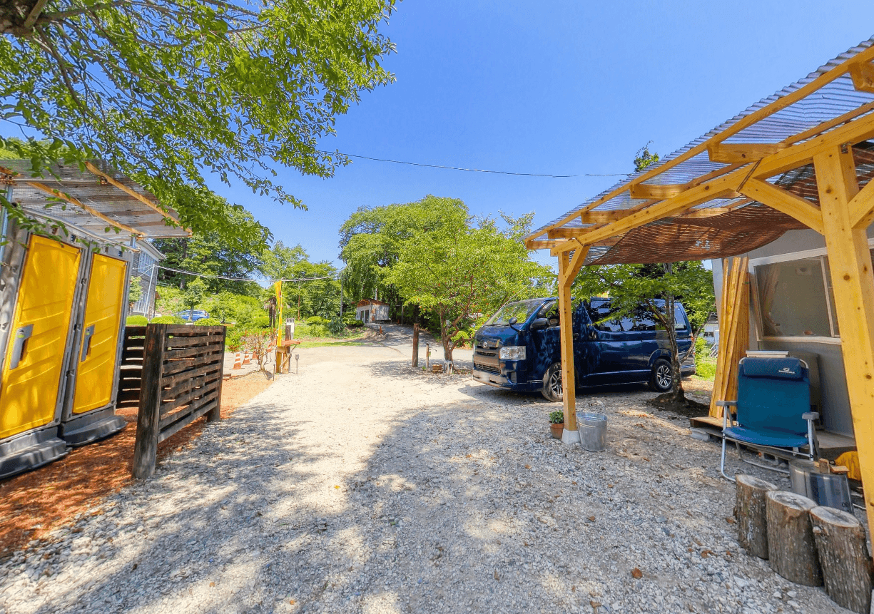 旧伊参中学校 伊参オートキャンプ場