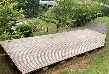 山びこの丘 ウッドデッキサイト(みはらし)