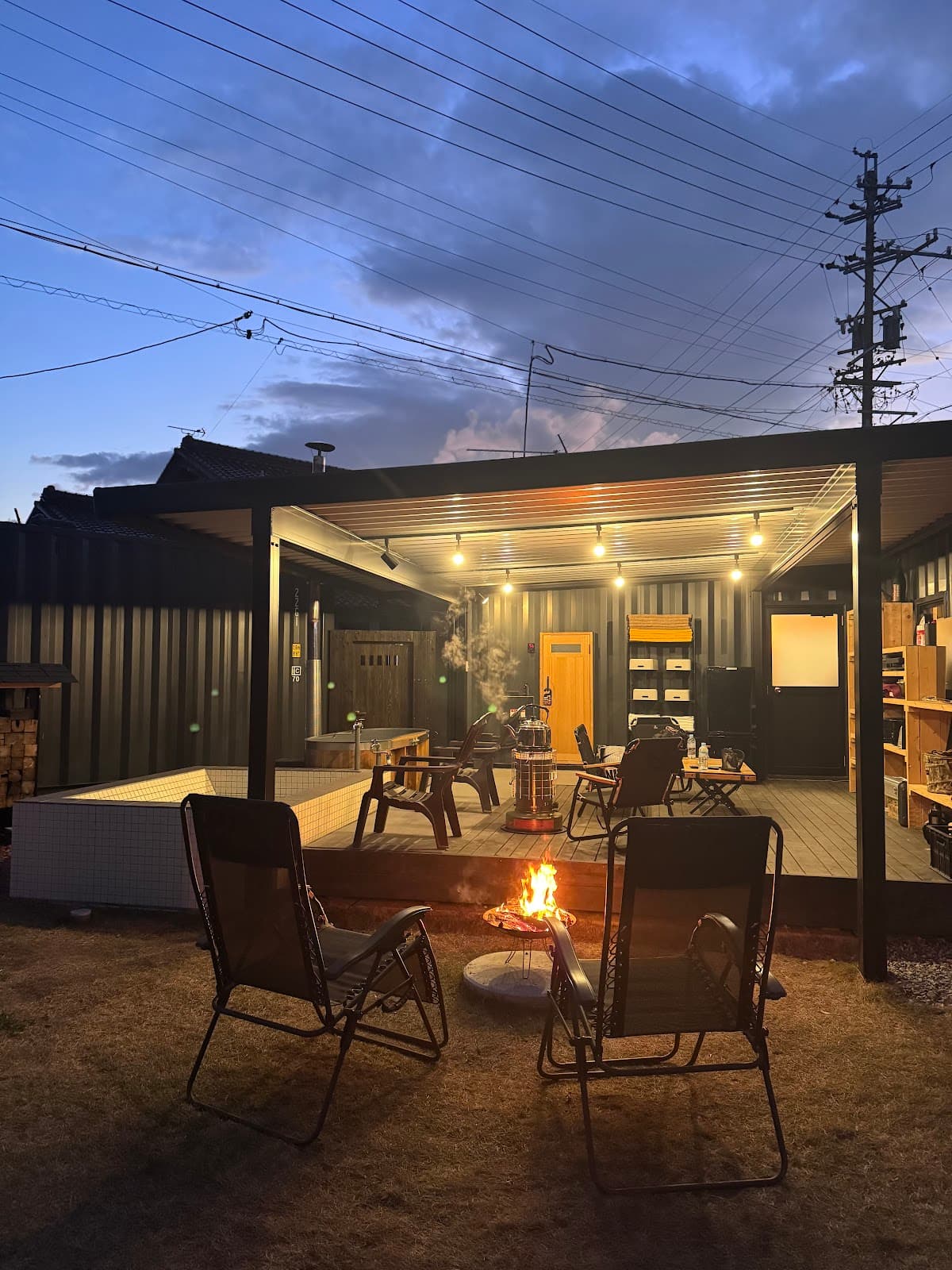 トシコンフィールド