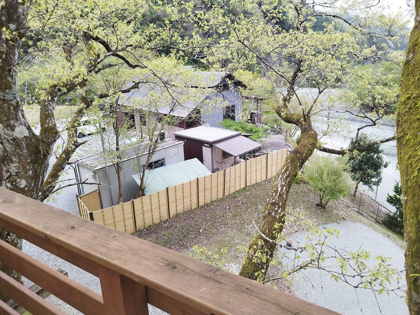 蜂花苑やどろぎ荘