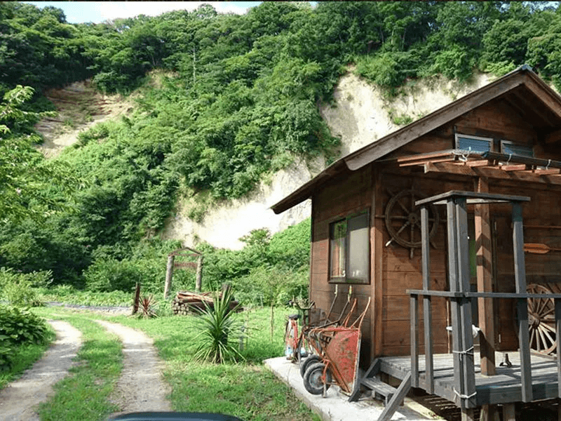 里山キャンプウッドクリフ