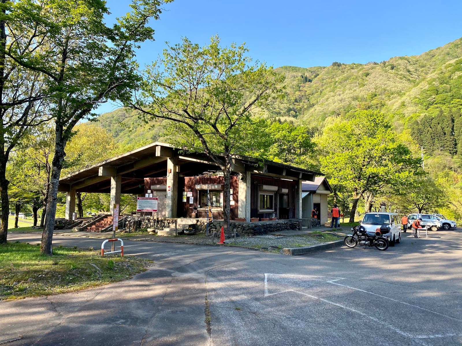 麻那姫湖青少年旅行村