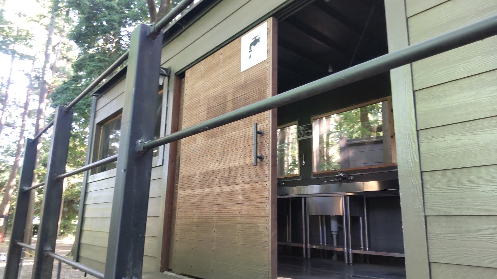 キャンプ場 (フォレストエリア)