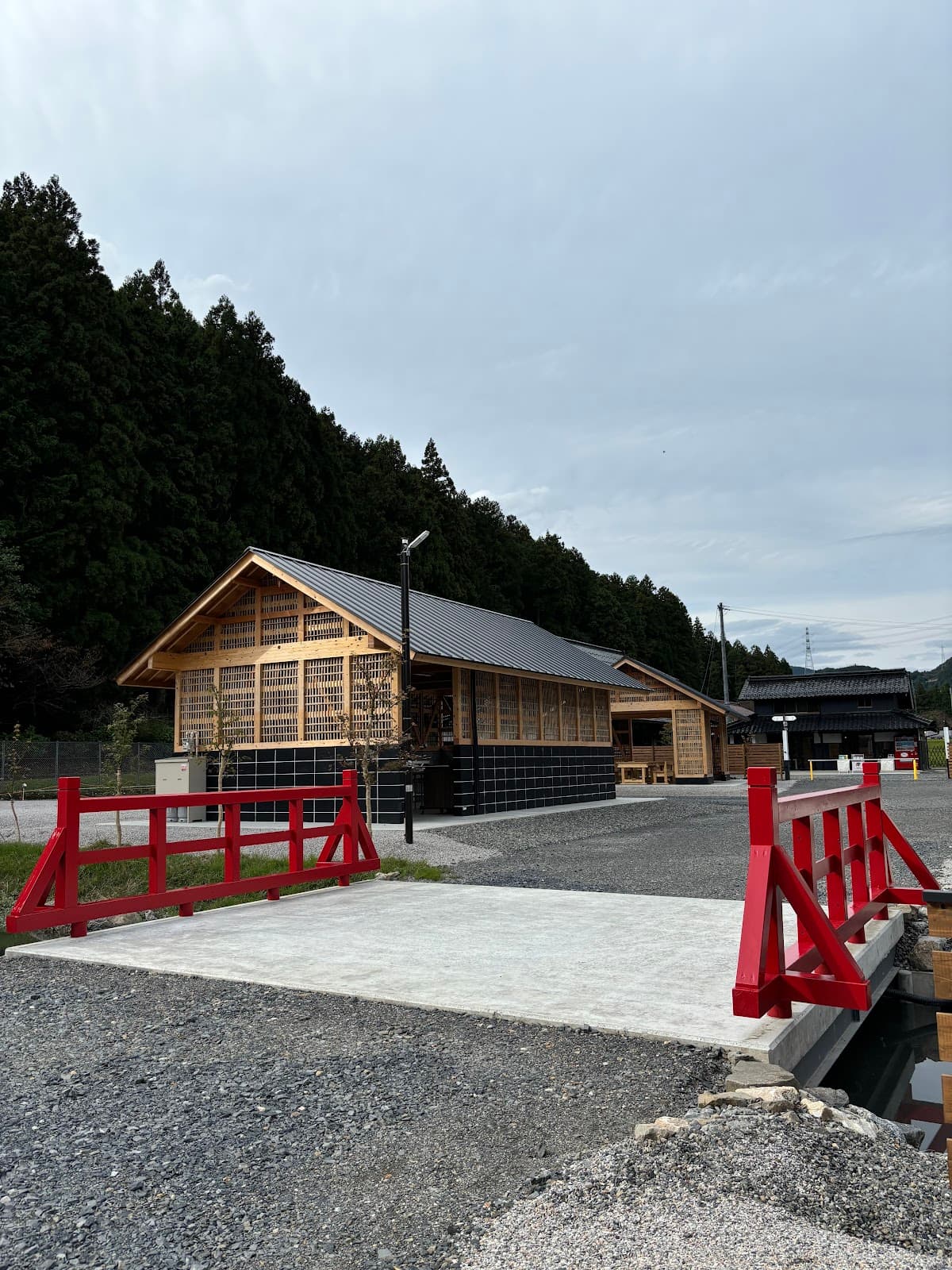 金原里山キャンプ村