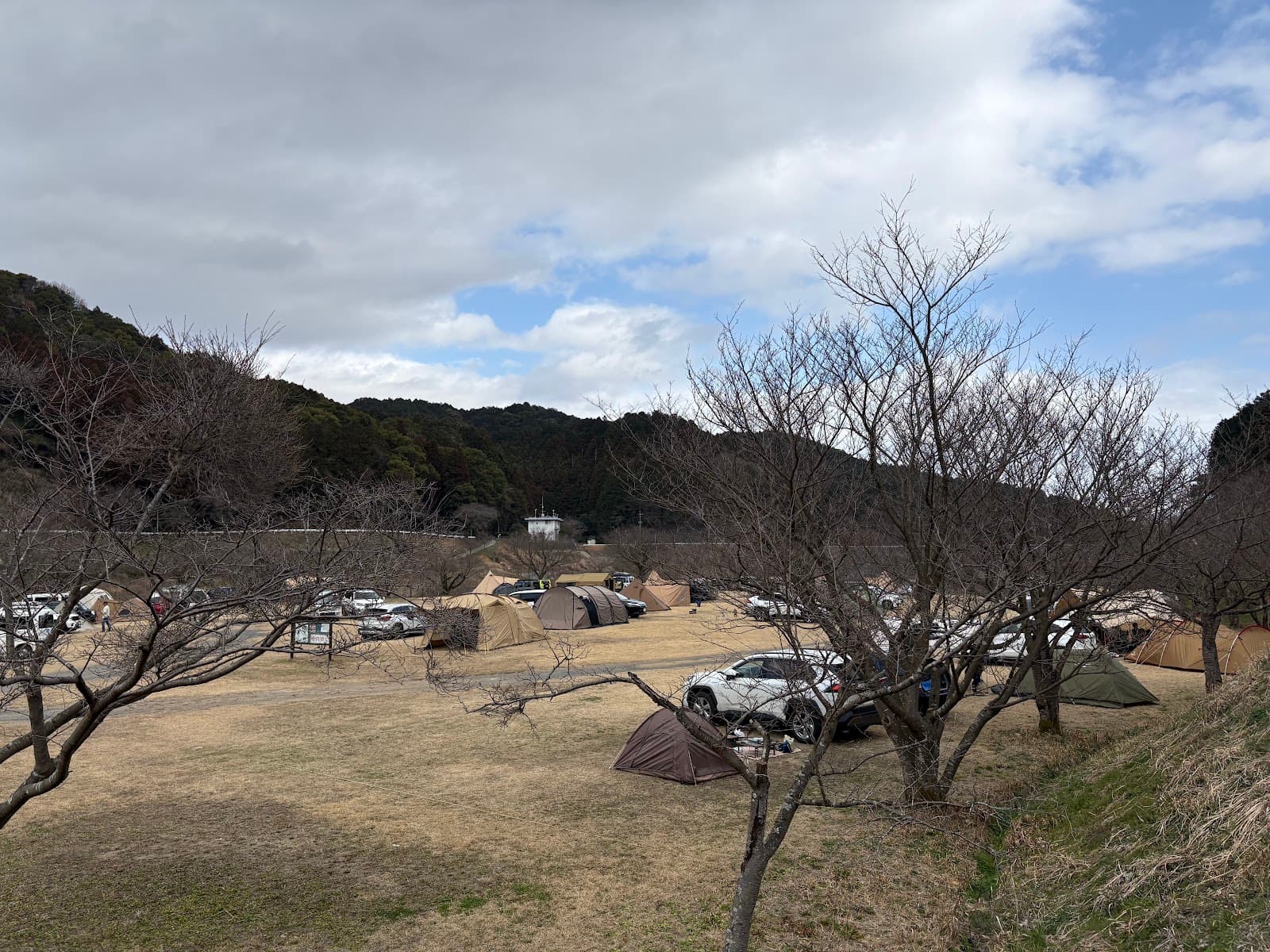 とりごえ温泉栖の宿キャンプ場