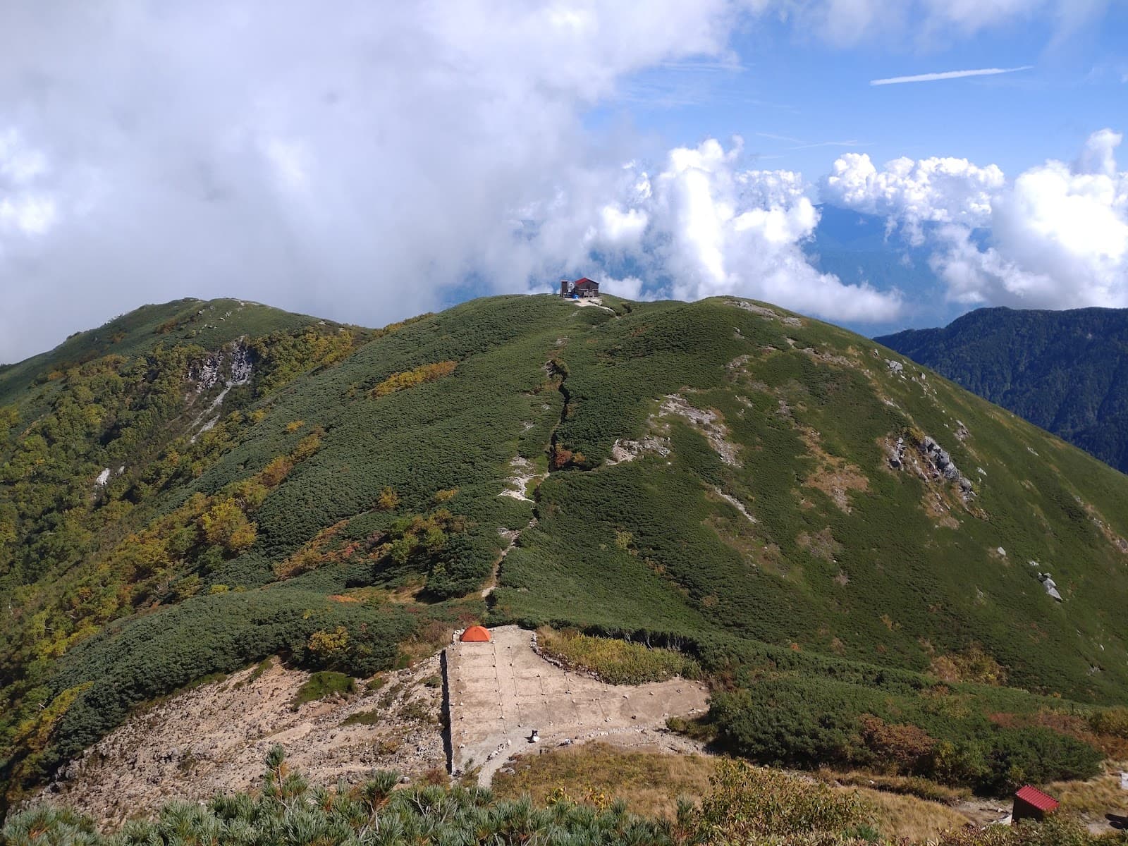 檜尾小屋テント場