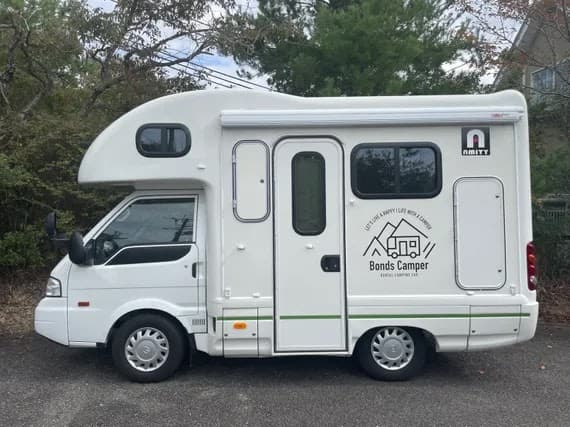 キャンピングカーレンタルB'sForest