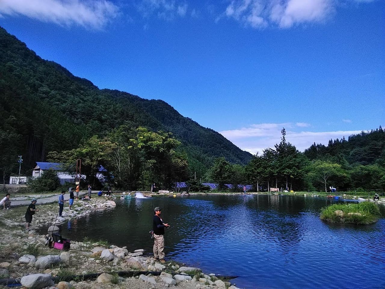 飛騨高山釣り＆キャンプ 鱒蔵 HidaTakayama Trout Fishing＆camp masukura （FlyFishing、Lure Fishing、Bait fishing）