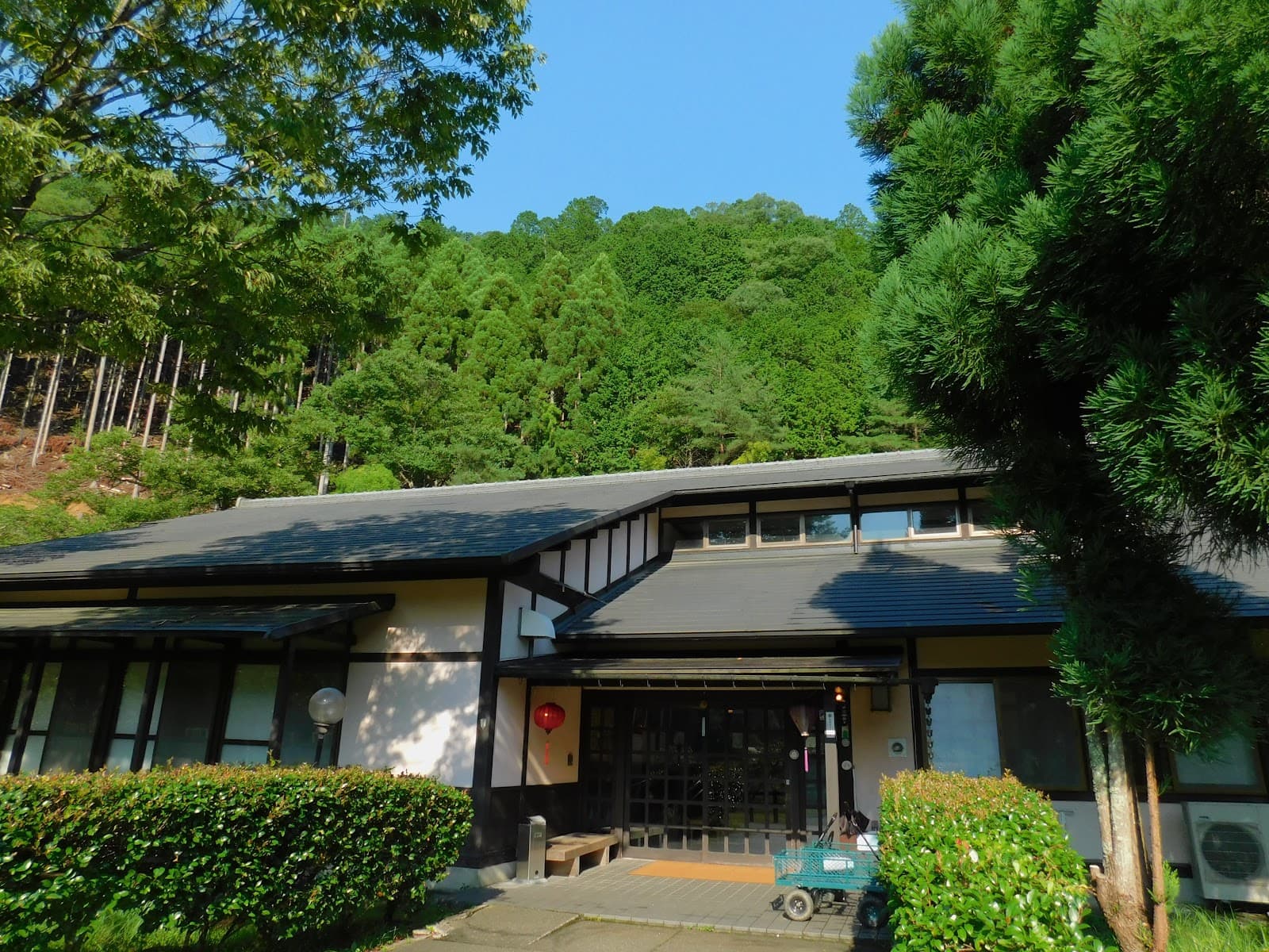 ひよしフォレストリゾート山の家