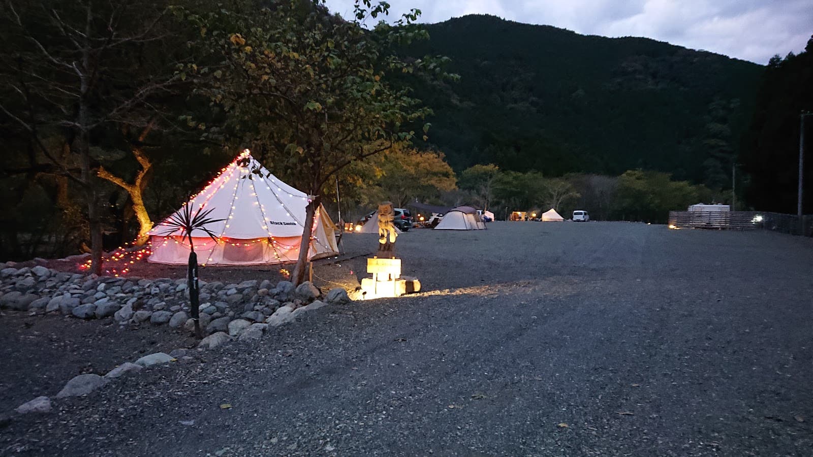 オートキャンプ場Black Smith Outdoorfield Sanogawa Base