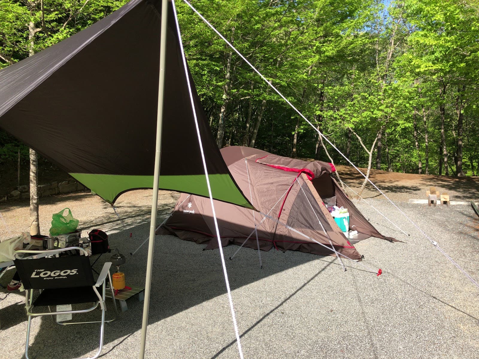 大人のキャンプ場