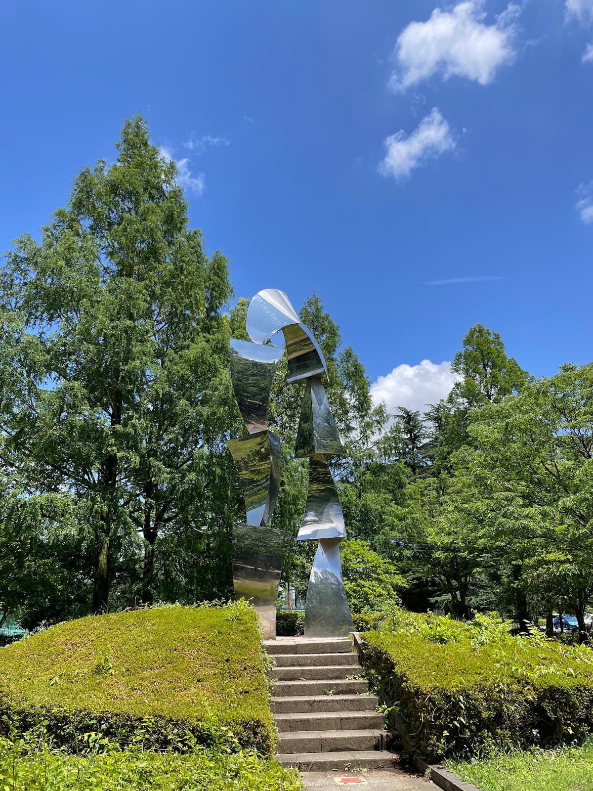 伊奈町制施行記念公園 バラ園キャンプ場