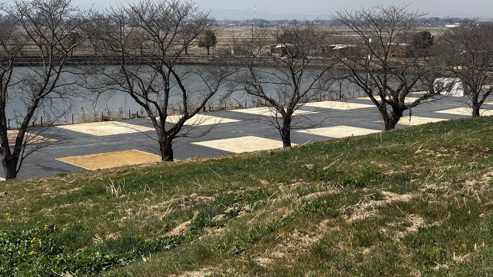 トバイヌマGRAND FIELD駐車場