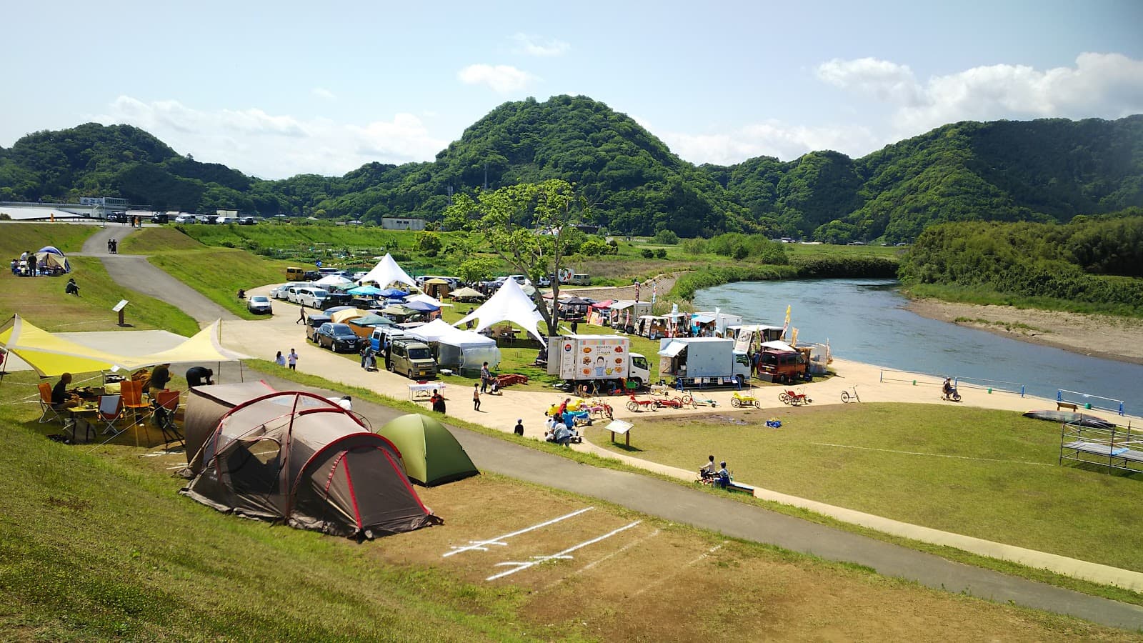 川の駅 伊豆ゲートウェイ函南 キャンプ場
