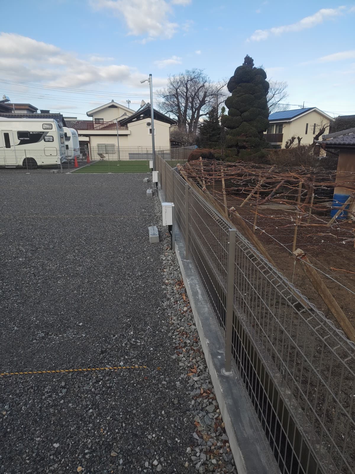 RVパーク FURI~space桃の里