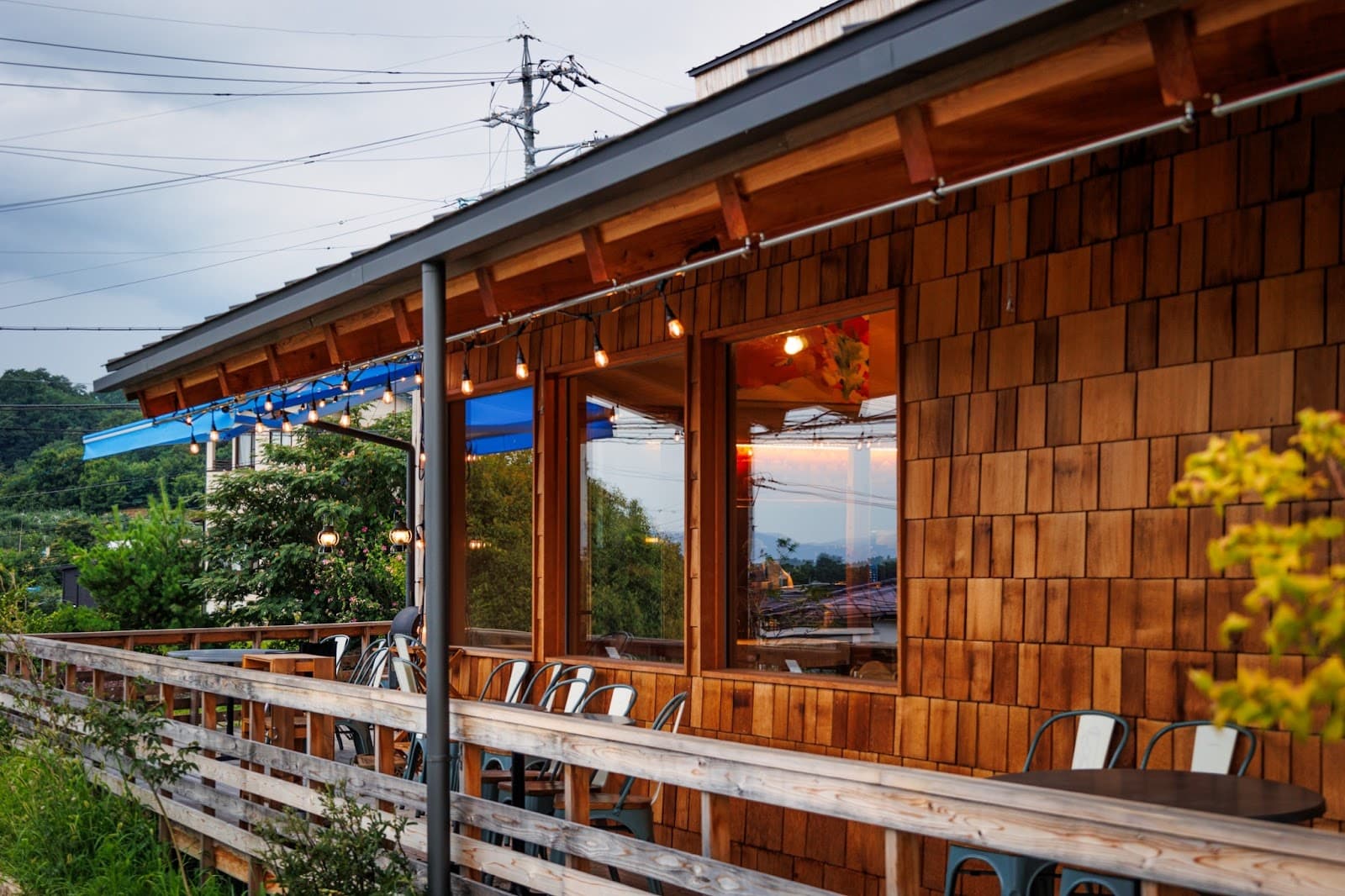 マツモトサトヤマドアーズ Matsumoto Satoyama Doors Glamping &Hotel &Cafe