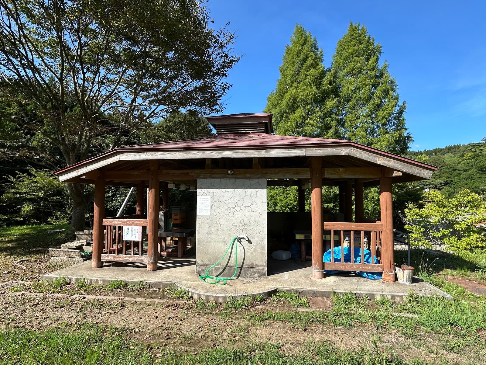 湖畔公園コロサ キャンプ場