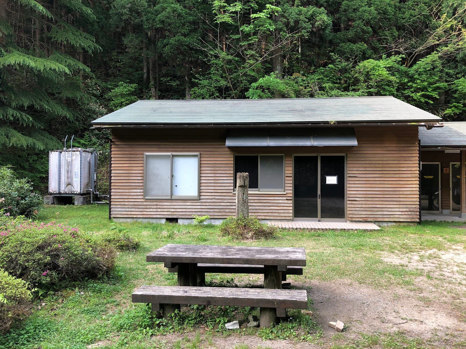 玉峰山森林公園林間キャンプ場